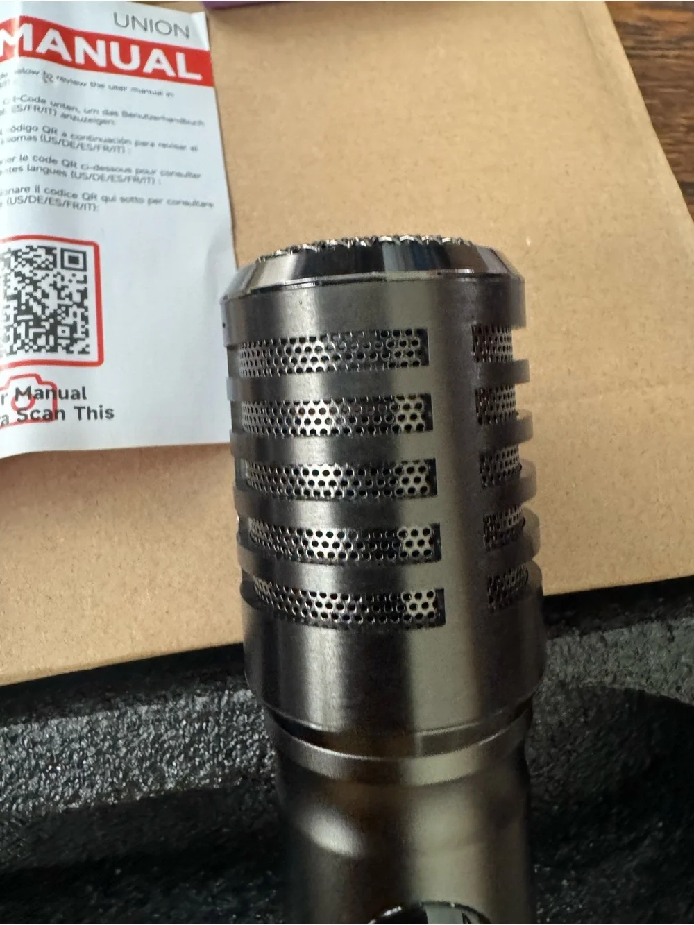 Wireless Handheld Microphone Duo - Metallic Gray